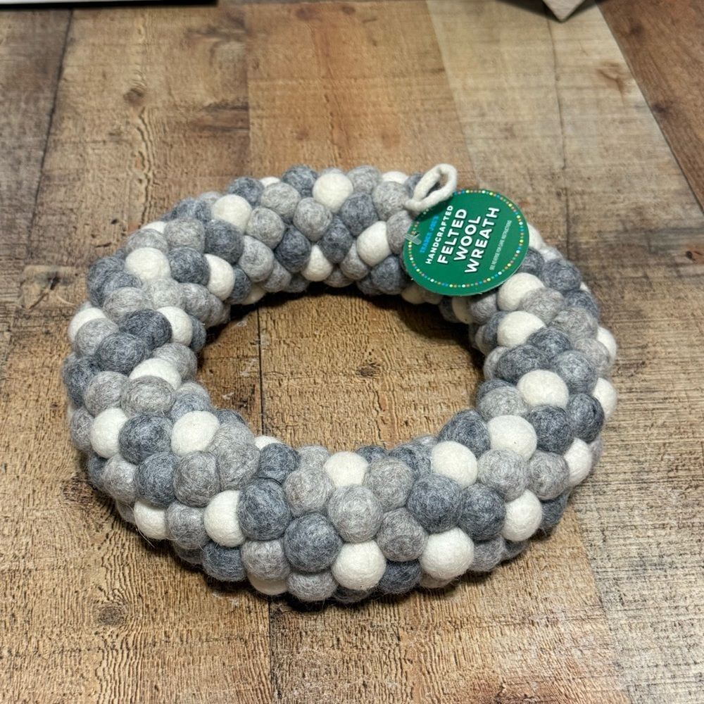 Trader Joe’s 2023 Felted Wool Wreath Handcrafted  Gray And White Neutral 10.5”